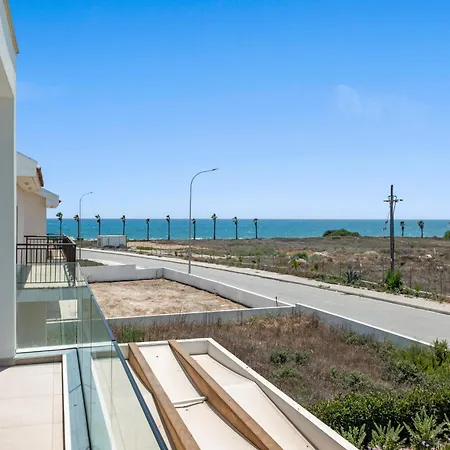 Villa Serenity Waves 16 Larnaca