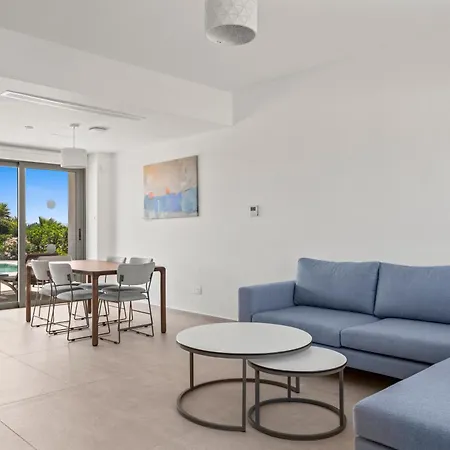 Serenity Waves 16 Villa