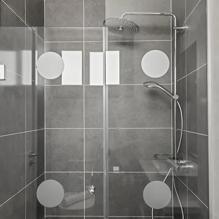 Serenity Waves 16 Ларнака