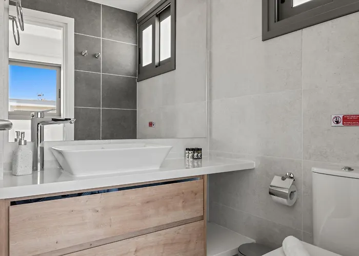 Serenity Waves 16 Larnaca