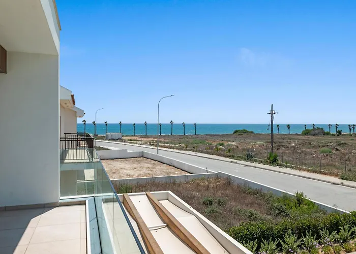 Vila Serenity Waves 16 Larnaca