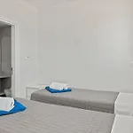 Serenity Waves 16 Lárnaca