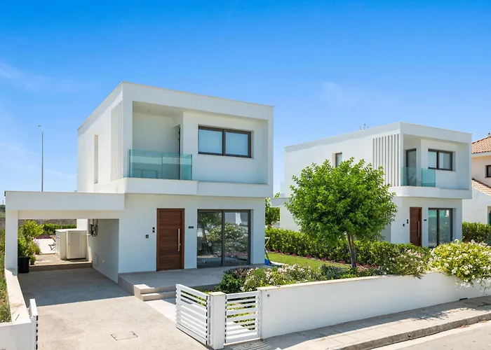 Serenity Waves 16 Larnaca